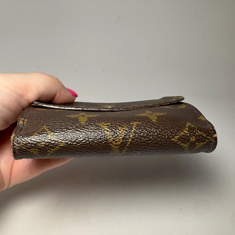 Louis Vuitton Monogram Elise Trifold Wallet